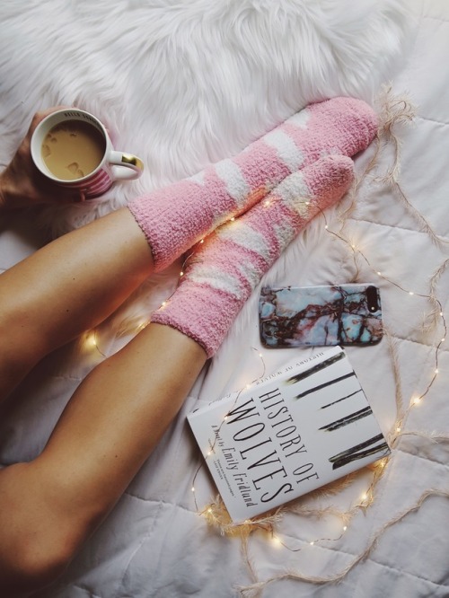 oh-thebookfeels: bookstagram | facebook | twitter | blog |