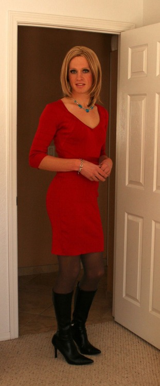 theothrer2:  Have a hot pic you want to share? Submit your photo to TheOthrer!!! 