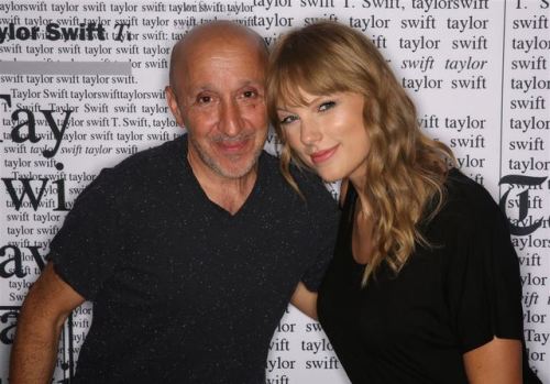 tswiftnz:Real as it gets: A backstage encounter with Taylor SwiftA long time ago, way back in the St