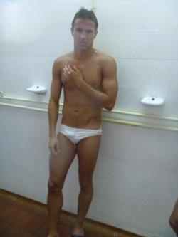 greenspeedos:  shower buddy 