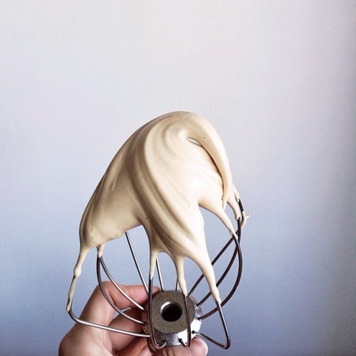 food52:  I volunteer for clean-up. (via beeslikehoney)