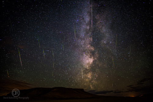 Meteors & Galaxies & Mountains, Oh My! [OC] [David Rabenberg Photography] [2048x1365]