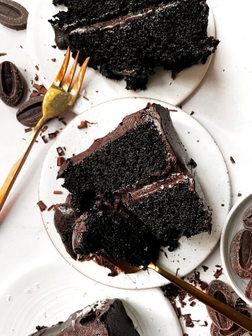 Ms-Miranda-World:  Poke-Rolls-N-Grits:  Black Velvet Cake + Salted German Dark Chocolate