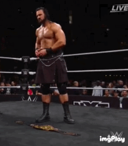 codchrist89:Bam he strips @riottbliss @rxllynch @thirst-n-bullshit @theworldofotps @flawlessglamazon Drew McIntyre