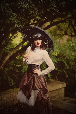 steampunk-girl:  Steampunk Girl http://steampunk-girl.tumblr.com/