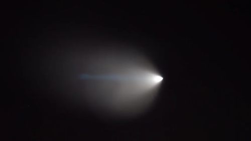 nirvanamuke:  OK SO LET ME SHOW YOU GUYS SOMETHING THE FIRST PHOTO IS MINE OF A ROCKET LAUNCH IN FLORIDA AND THE SECOND IS THE UFO THINGY SO IT COULDN’T HAVE BEEN A ROCKET OR MISSLE LAUNCH BECAUSE LOOK AT HOW DIFFERENT THE TRAILS OF EXHAUST ARE 