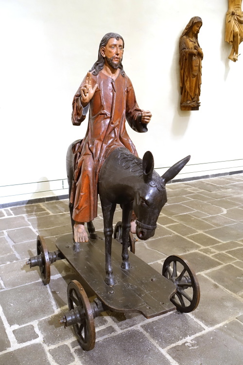 Christ on the Donkey for the Palm Procession (c. 1520).@ Schnütgen Museum.