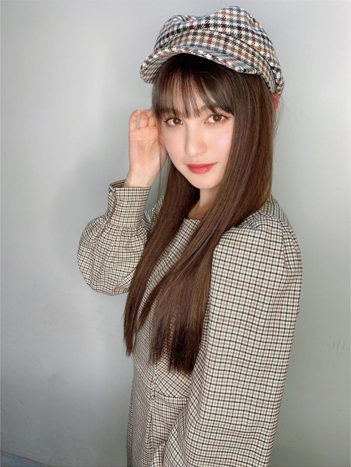 coordinate48: 神志那結衣 - Instagram - Tue 25 Feb 2020   👒🖤🤎🖤🤎 帽子とワンピのセットアップみたいになったっ #hat #帽子　#セットアップ　#setup #zara #美容室帰り　@ritzy_charmy👒🖤🤎🖤🤎Looks