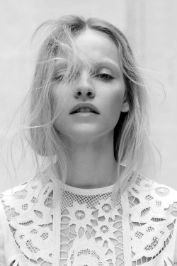 senyahearts:  Ginta Lapina for L’Express Styles, February 2015Photographed by: Santiago &amp; Mauricio Sierra