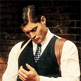 doomsdayy:  REASONS WHY I LOVE DEAN WINCHESTER: his badassness 