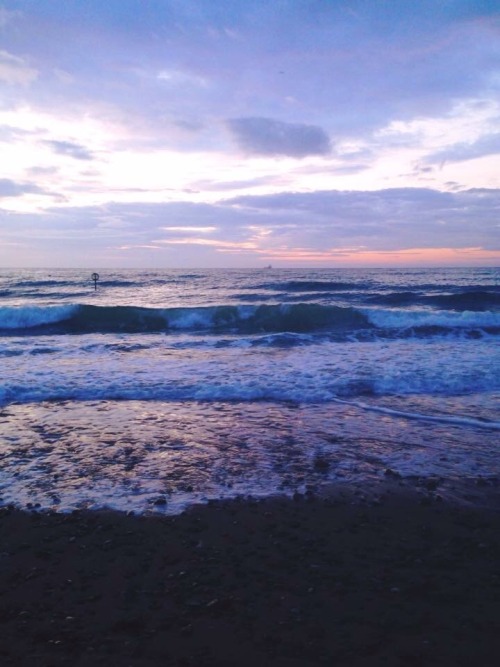 mark-don:  5am waves with you are all I ever want to do  
