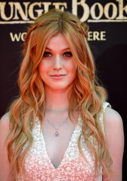 gentlemanboners:  Katherine McNamara. https://www.snapchat.com/add/gentlemanboners 