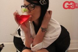 girlsofthemonth:  It’s Happy Hour Day today!Dawn