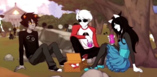 butternut-squish:  karkat eyeing jade like you better not get any ideas about my boyfriend 