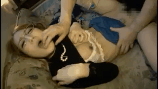 rrss346798:インテリメガネ妻の種付け交尾  more Asian gifs at http://gifsofasia.tumblr.com/