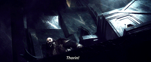 bagginshield:Dwalin being heartbreakingly concerned for Thorin