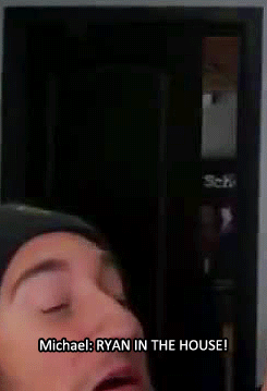 lagerthavalkyrie:  Bonus: Gavin’s lovely face 