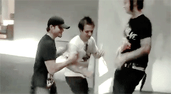 mshadowss:Johnny Christ being bullied [1/4]