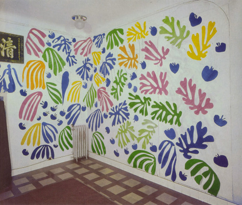 metropolitanrecluse:Henri Matisse’s studio, Hotel Regina, Nice, ca. 1952.