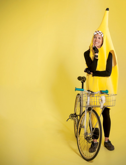 cadenced: Bicycling have a look at what Halloween costumes are bicycle friendly including Caitlin Gi