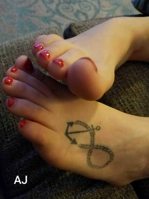 ajssexyfeet: Candy Red AJ