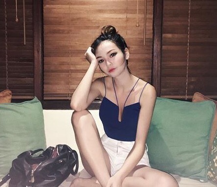 jessicaiswet:  sgchios:  Follow @SGChios in search for the prettiest, hottest, cutest