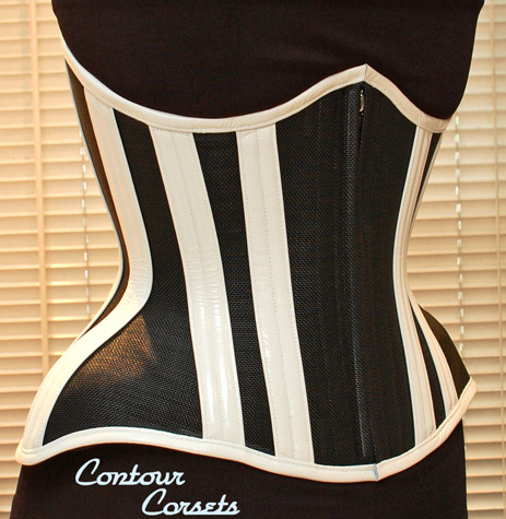 moderncorsetiere:  Corsetiere : Contour Corsets Links : Model Mayhem Location :