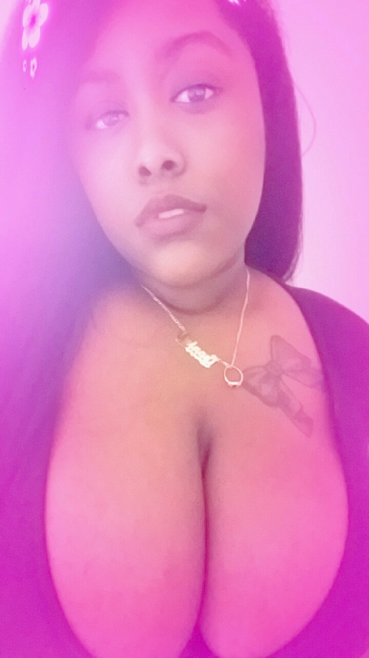 bustyspice:  Sorry for the selfie spam..