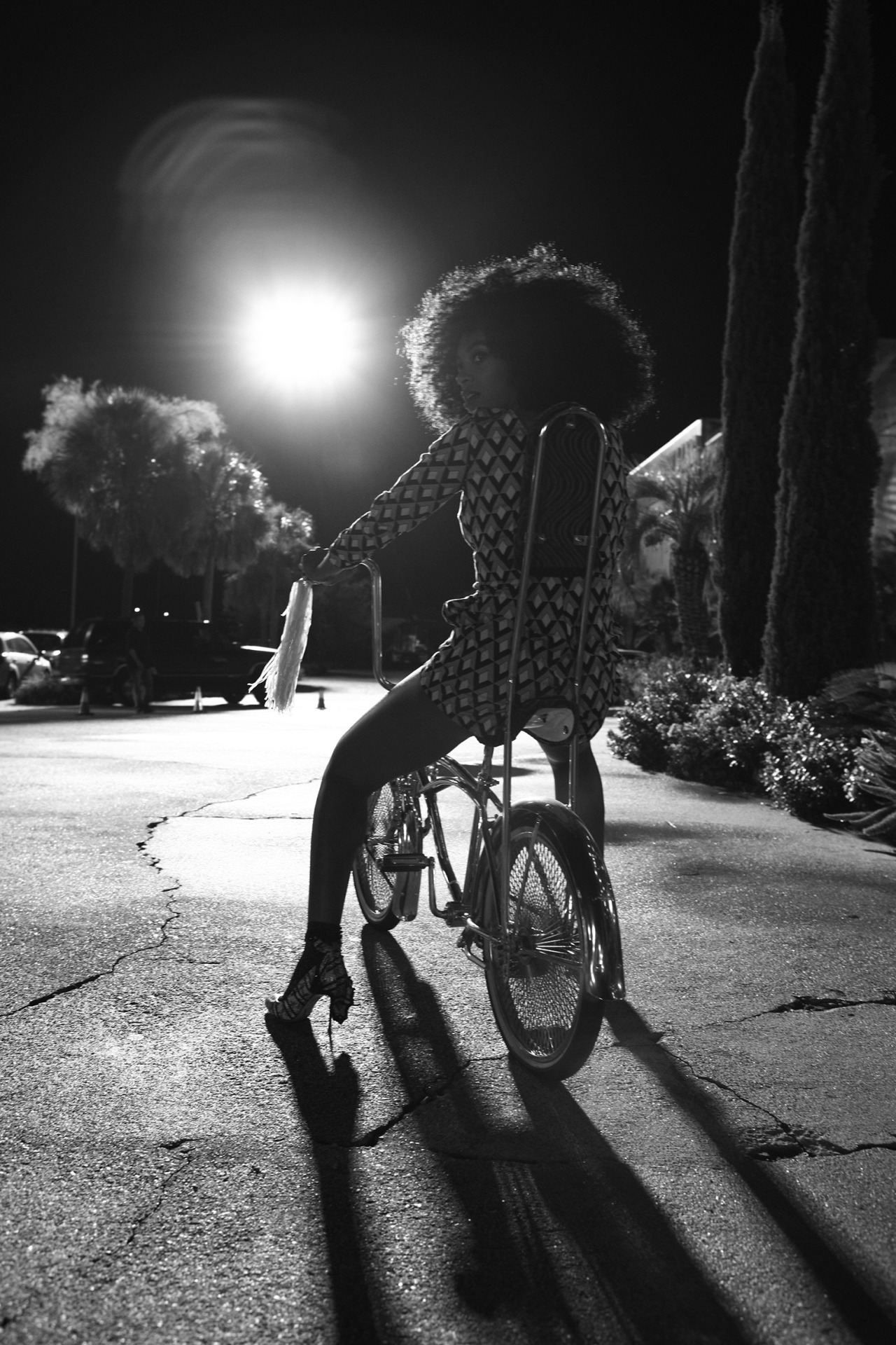 anysblog:  S O L A N G E  from ” Blow ” music video 