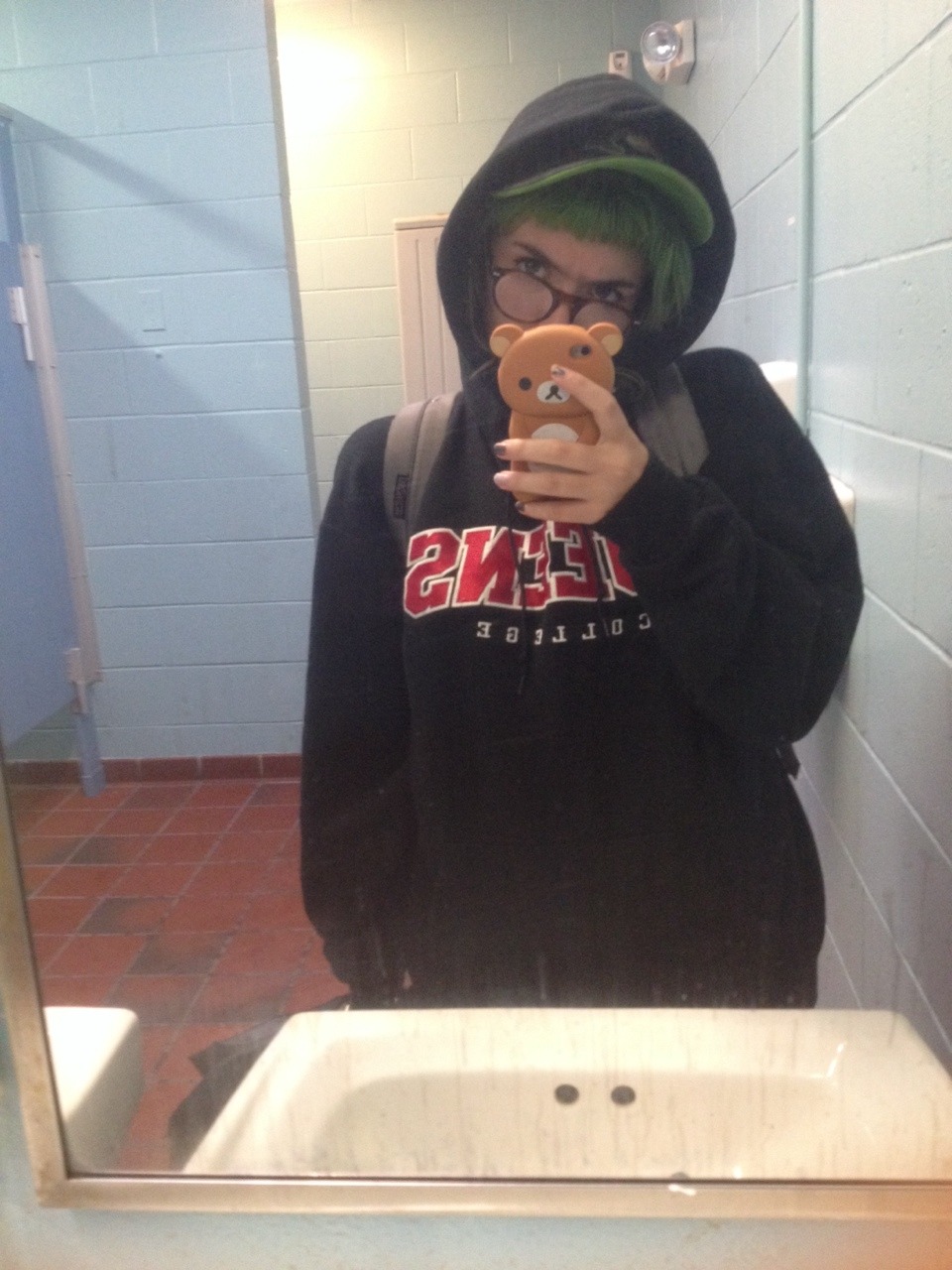 abutterflyknife:  It’s pouring and I appreciate public bathroom mirror selfies