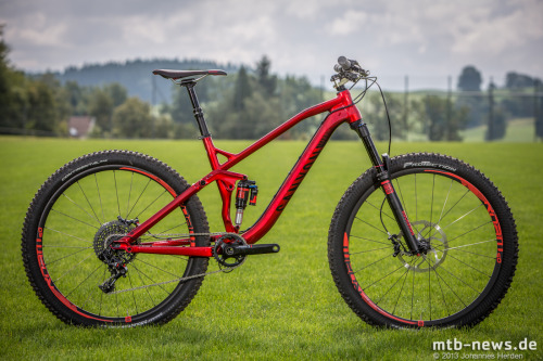 aces5050:  Canyon Sprectral AL 9.0 EX (via mtb-news.de)