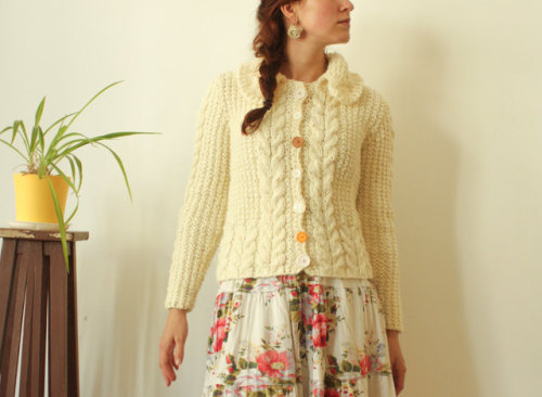 Wool cardigan //TASSSHA