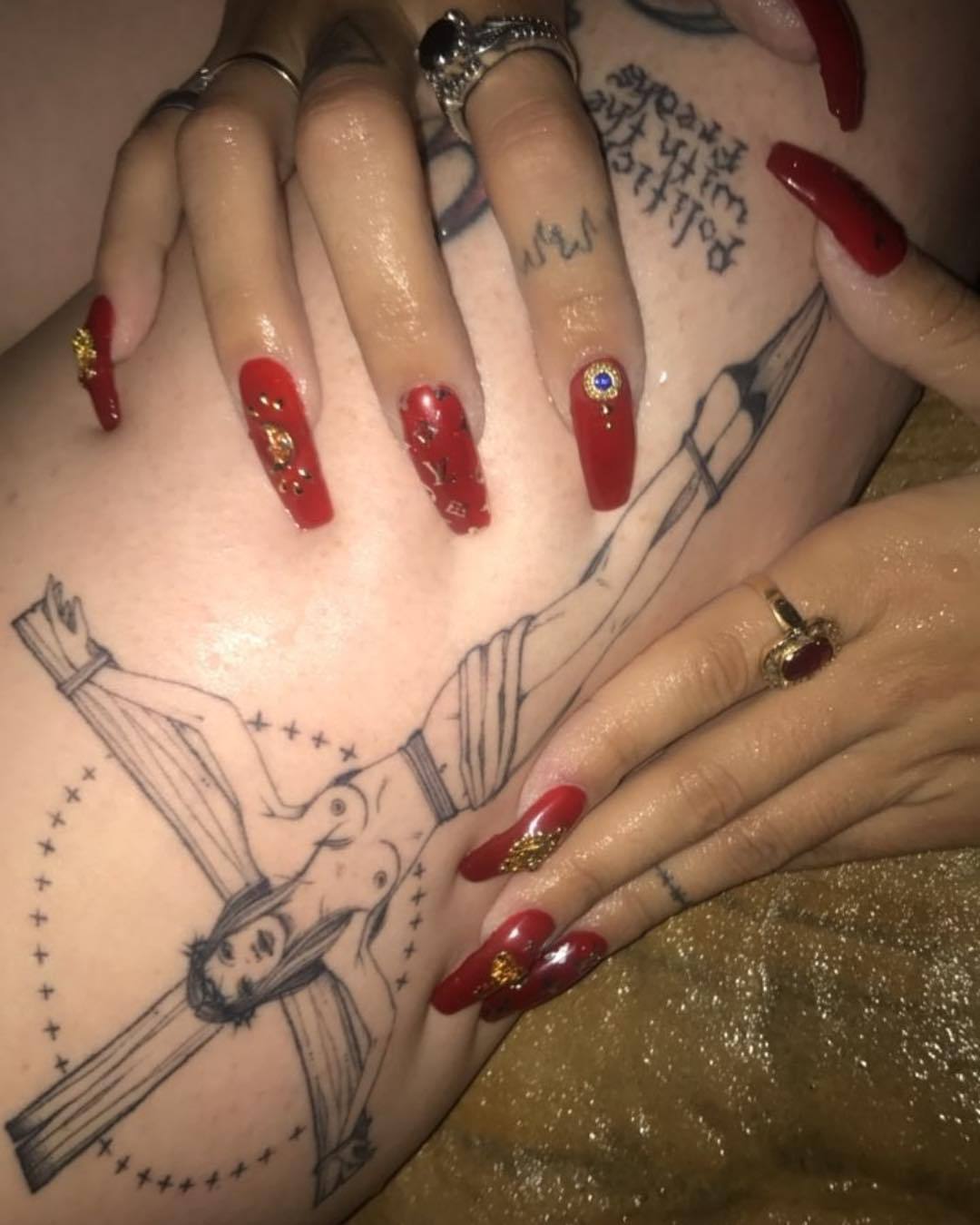 firebends:  https://www.instagram.com/p/BZkECXnFL7u/