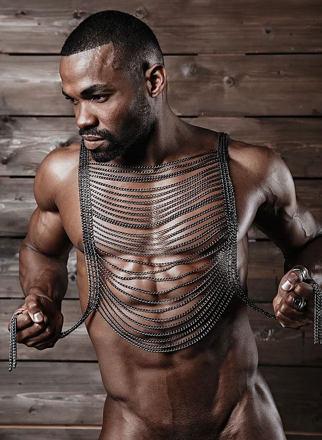 ohthentic:  dominicanblackboy:Sexxxy gorgeous Naked muscle body dancer Yordan Rodriguez!!!!!!!;;;;;;Oh