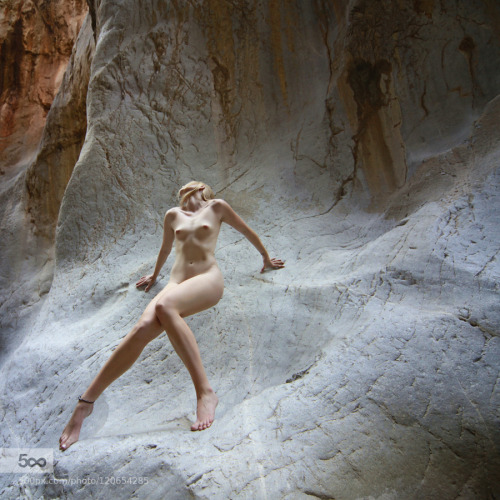 artistic-nude-photos: jule on crete MORE……