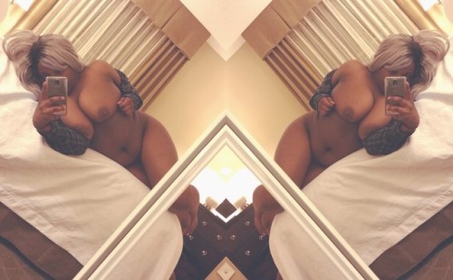 kickintheovaries:hotel heaux 