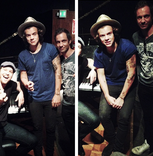 zaynharry:  gavindegraw: Great day in the studio. Real pleasure working with @harrystyles.