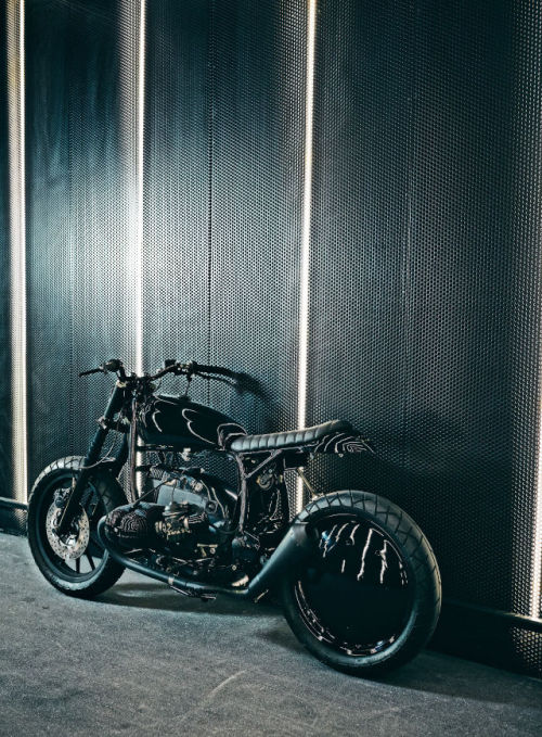 itsbrucemclaren:  ///  Black Dot Mark One – A BMW R80 RT Custom By Blitz Motorcycles   ///—-   the 1984 BMW R80 RT    – By silodrome.com —