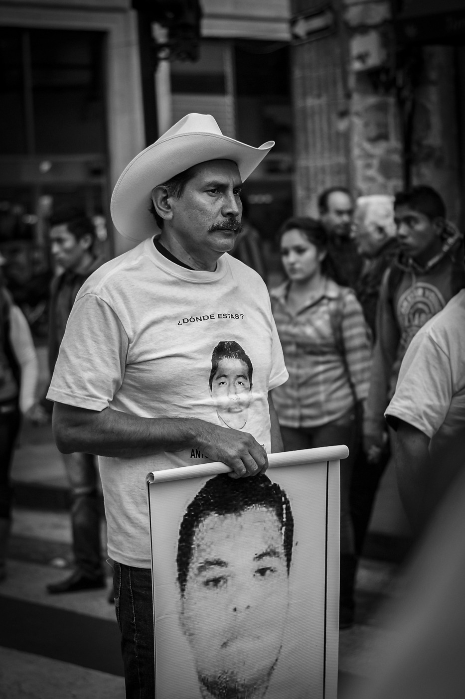 wendyrufino:  Caravana por Ayotzinapa: Recibiendo a los padres de nuestros hermanos