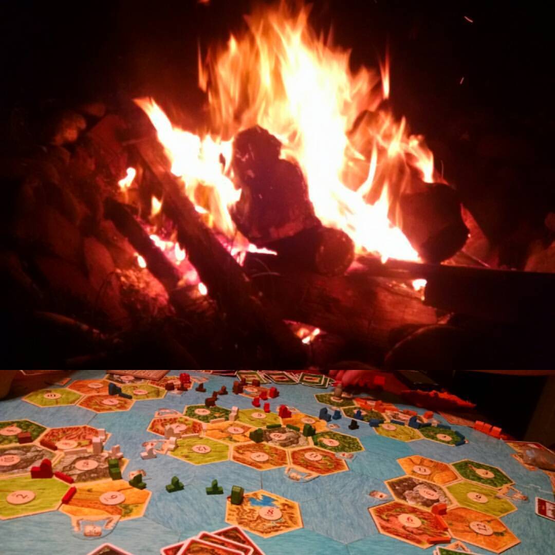 Bonfires and Catan. #LoseYourFriends #settlersofcatan