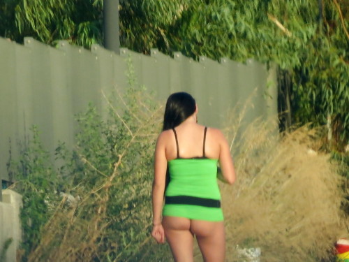 escorthooker:  Some filthy street whores waiting for customers.