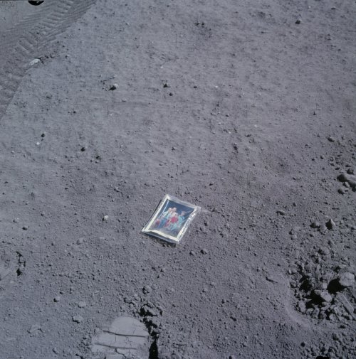 holythefirm:shihlun: Astronaut Charlie Duke’s family portrait left on the surface of the moon, 1972.