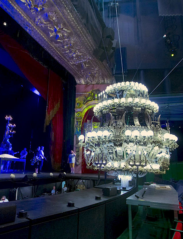 phantom of the opera broadway chandelier phantom of the opera broadway chandelier