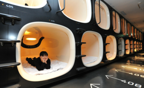 sixpenceee:These are photos of Japanese capsule hotel called Nine Hours. They are located in the Kyo