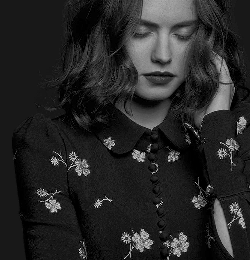 samuelclaaflins:  Daisy Ridley by Yves Borgwardt for ZEIT Magazine (2015)