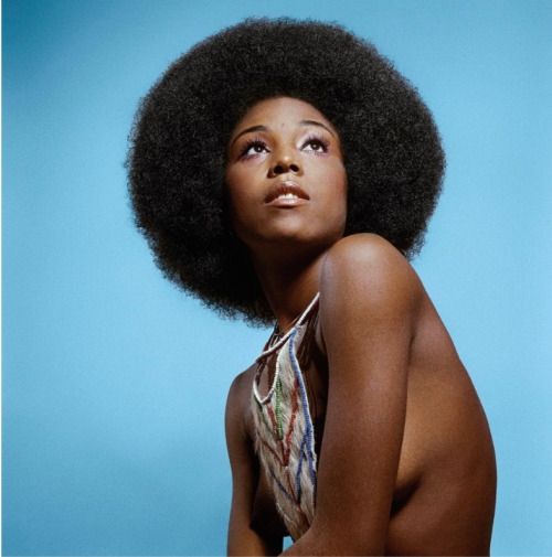 miss-rosen:Kwame Brathwaite, Untitled (Model who embraced natural hairstyles at AJASS photoshoot), 1