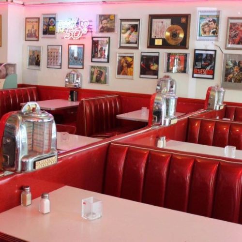 50s diner aesthetic