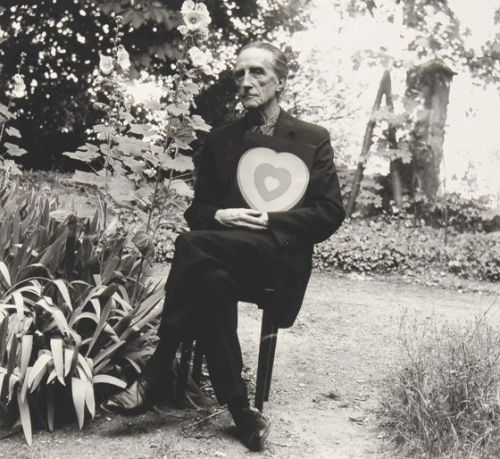 lanuitestpleinedepromesses:  Michel Sima (Marcel Duchamp) 