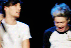 lewisandneil:  Louis sings off key and then stops, embarrassed - x 