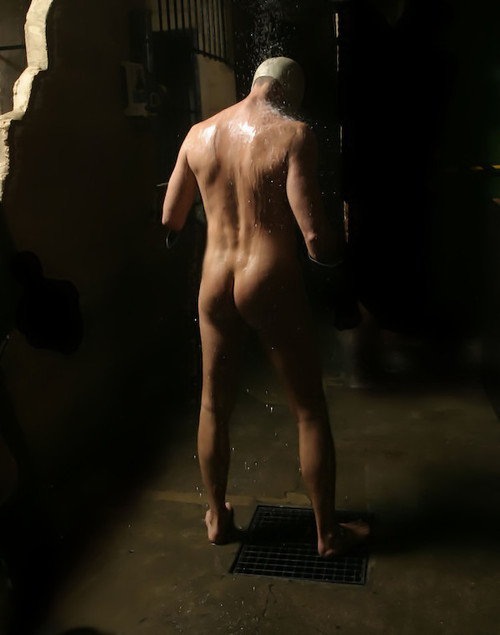 ffpierre:  ffpierre: shower 